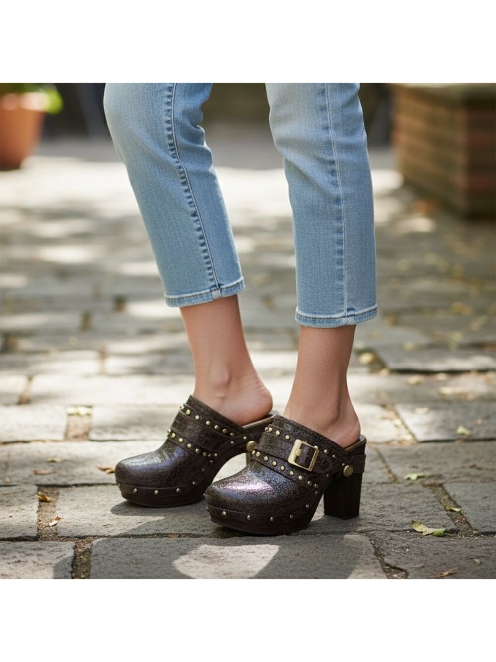 Vince Camuto Christies Clogs Women's Brown Distressed Leather Slip On Shoes